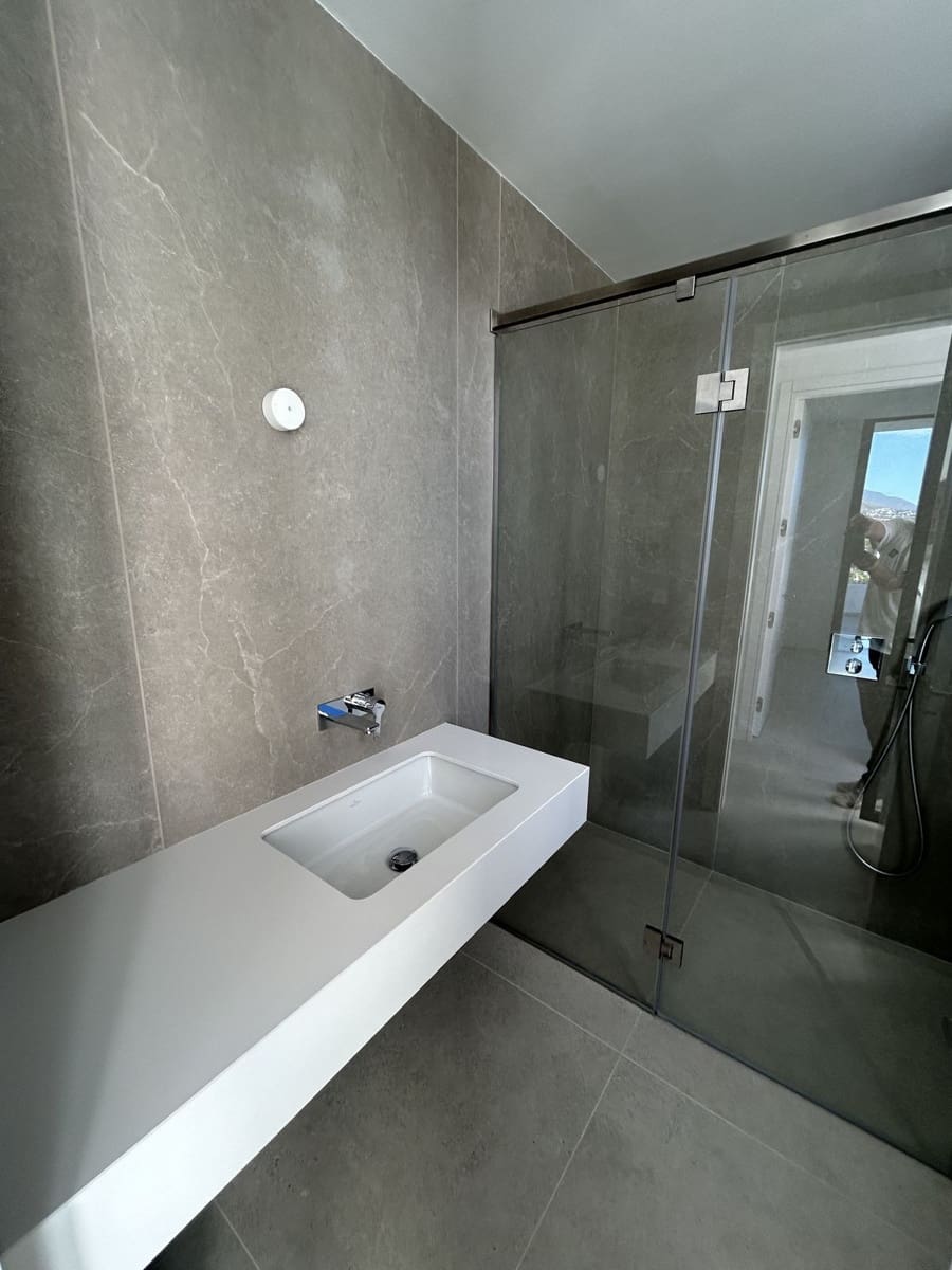 4 sypialnia Willa na sprzedaż w Rio Real z garażem - 2 500 000 € (Ref: 8576044)