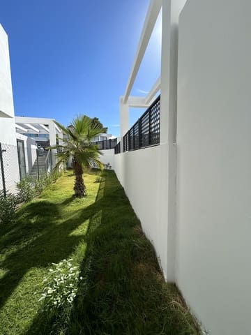 4 chambre Villa/Maison à vendre à Río Real, Marbella avec garage - 2 500 000 € (Ref: 8576044)