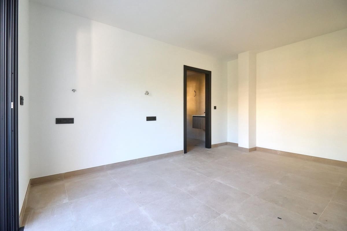 Chalet de 4 habitaciones en La Cala de Mijas en venta con garaje - 1.390.000 € (Ref: 8591280)