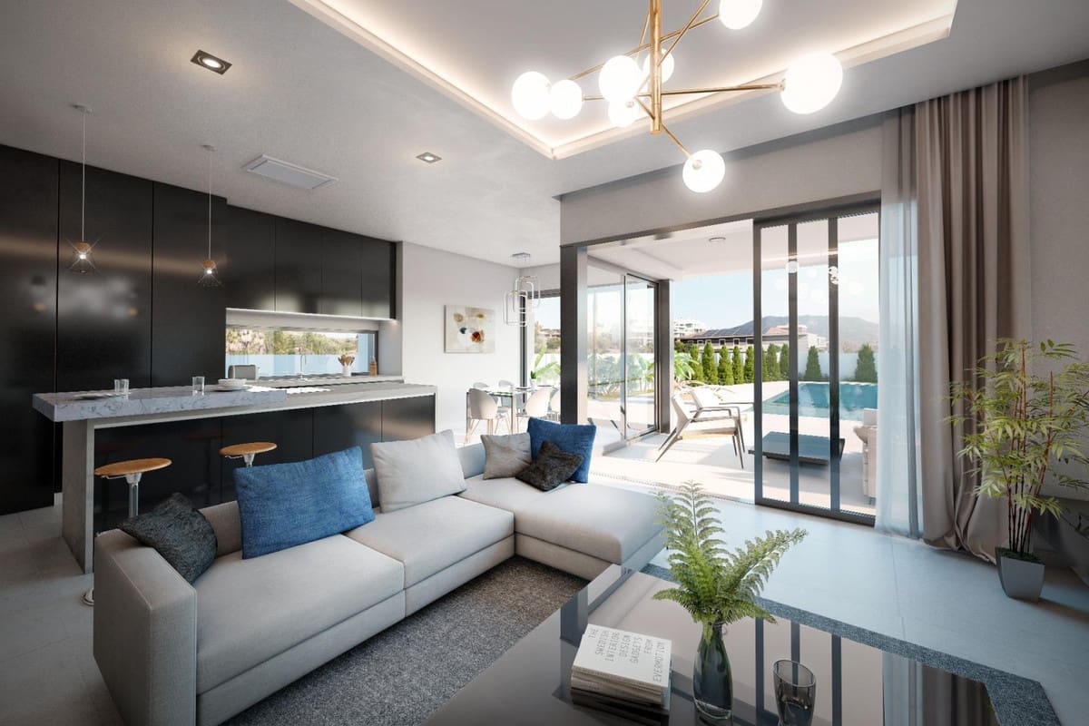 Chalet de 4 habitaciones en La Cala de Mijas en venta con garaje - 1.390.000 € (Ref: 8591280)