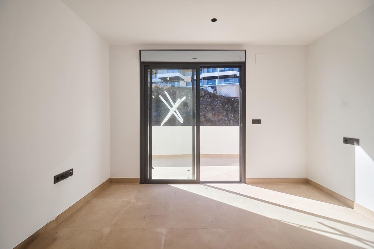 Chalet de 4 habitaciones en La Cala de Mijas en venta con garaje - 1.390.000 € (Ref: 8591280)