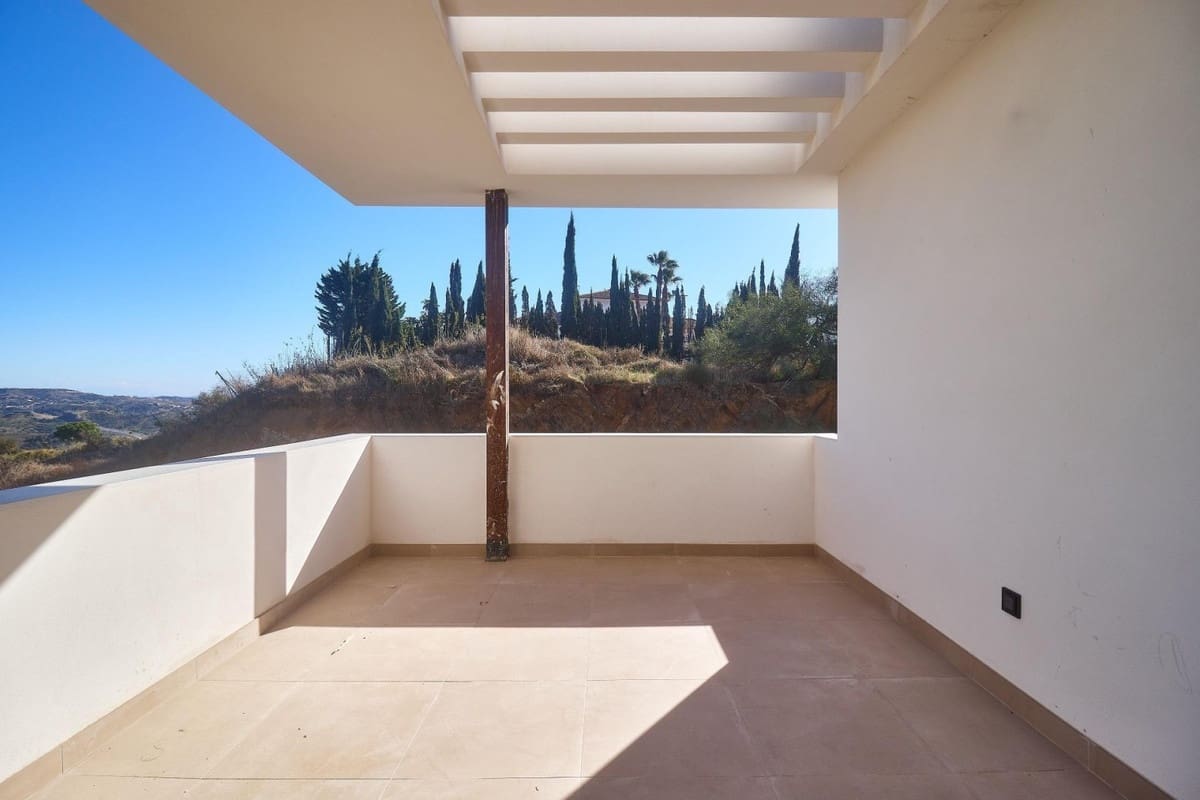 Chalet de 4 habitaciones en La Cala de Mijas en venta con garaje - 1.390.000 € (Ref: 8591280)