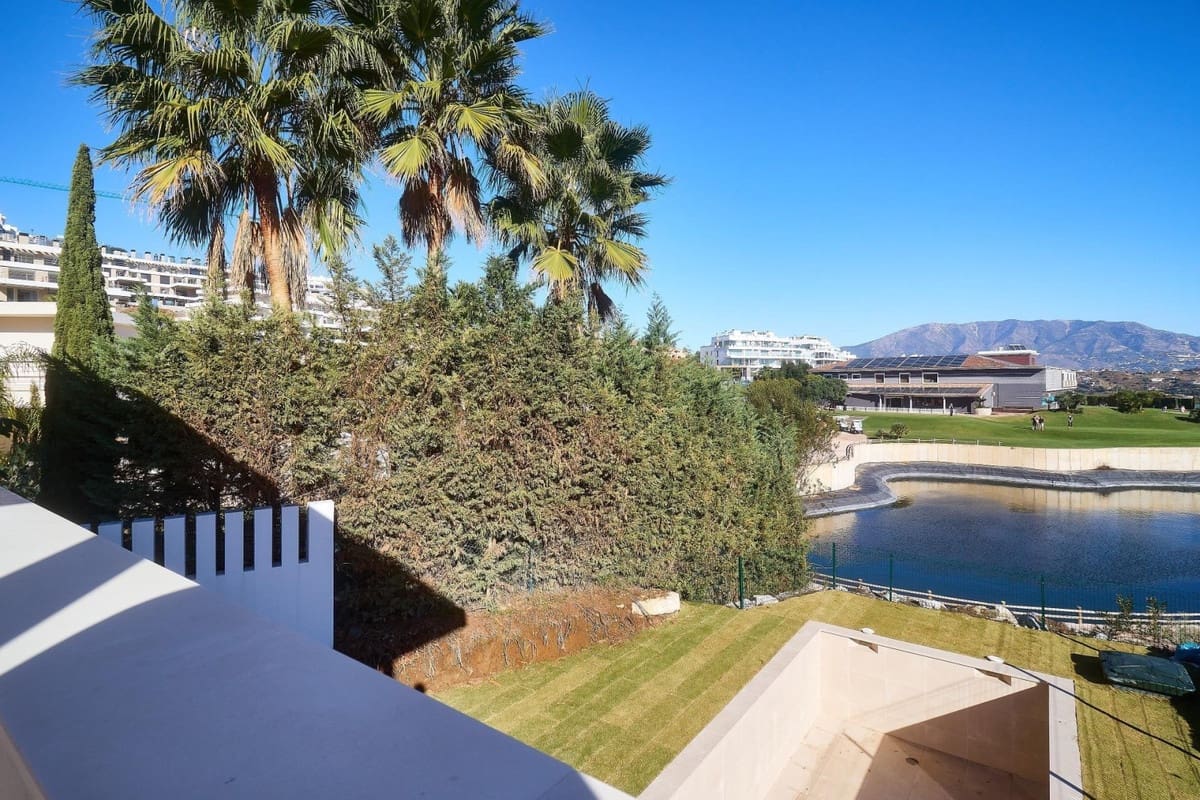 4 sypialnia Willa na sprzedaż w La Cala de Mijas z garażem - 1 390 000 € (Ref: 8591280)