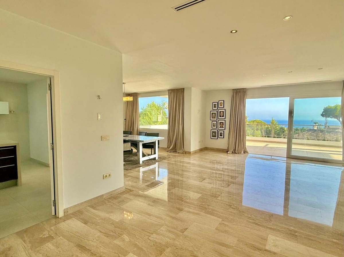 5 soveværelse Villa til salg i El Rosario med garage - € 2.350.000 (Ref: 8591293)