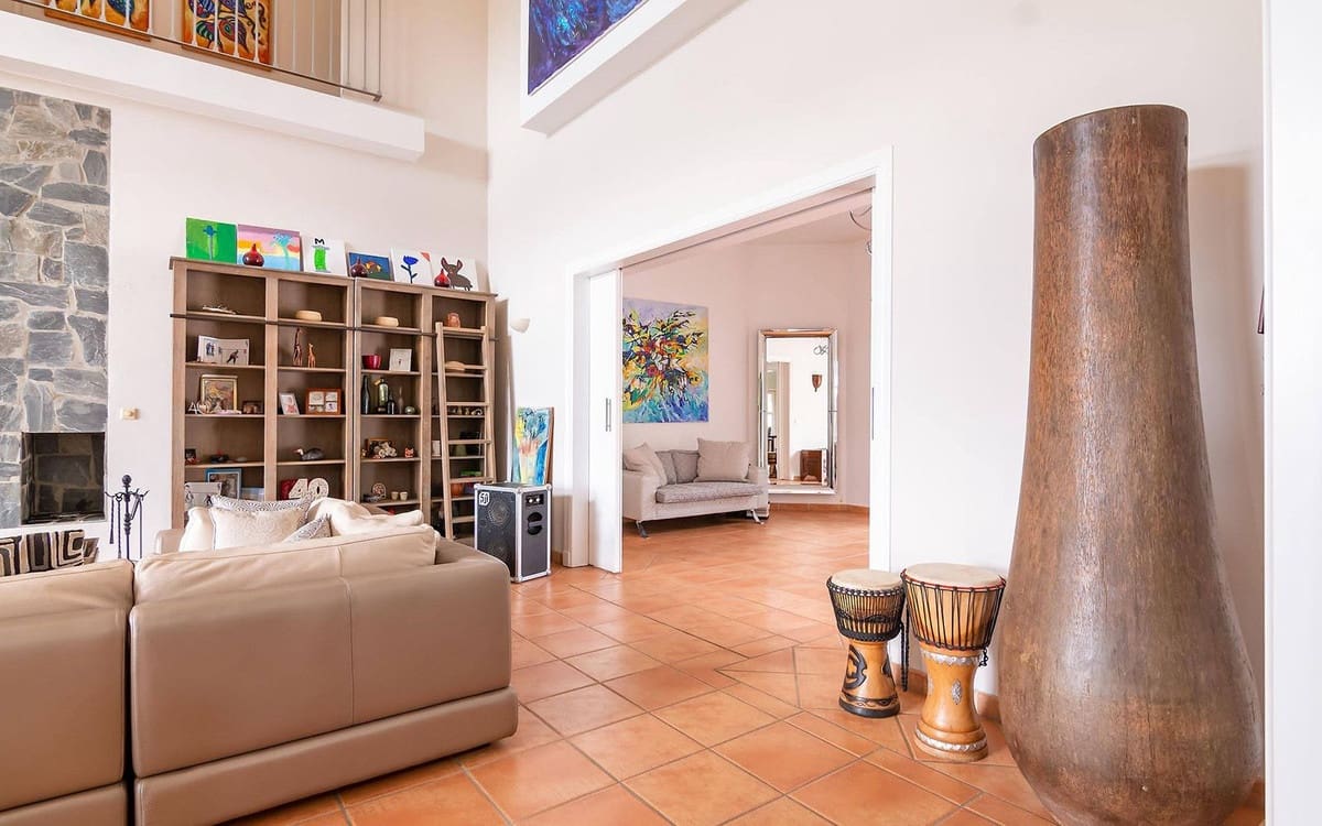 6 bedroom Villa for sale in Sotogrande - € 1,850,000 (Ref: 8604242)