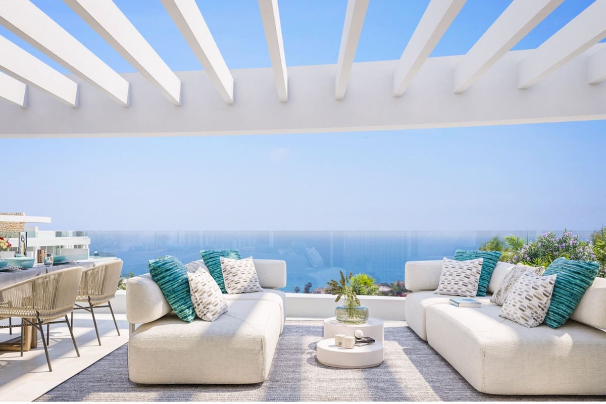 3 bedroom Apartment for sale in La Cala de Mijas - € 909,000 (Ref: 8610155)