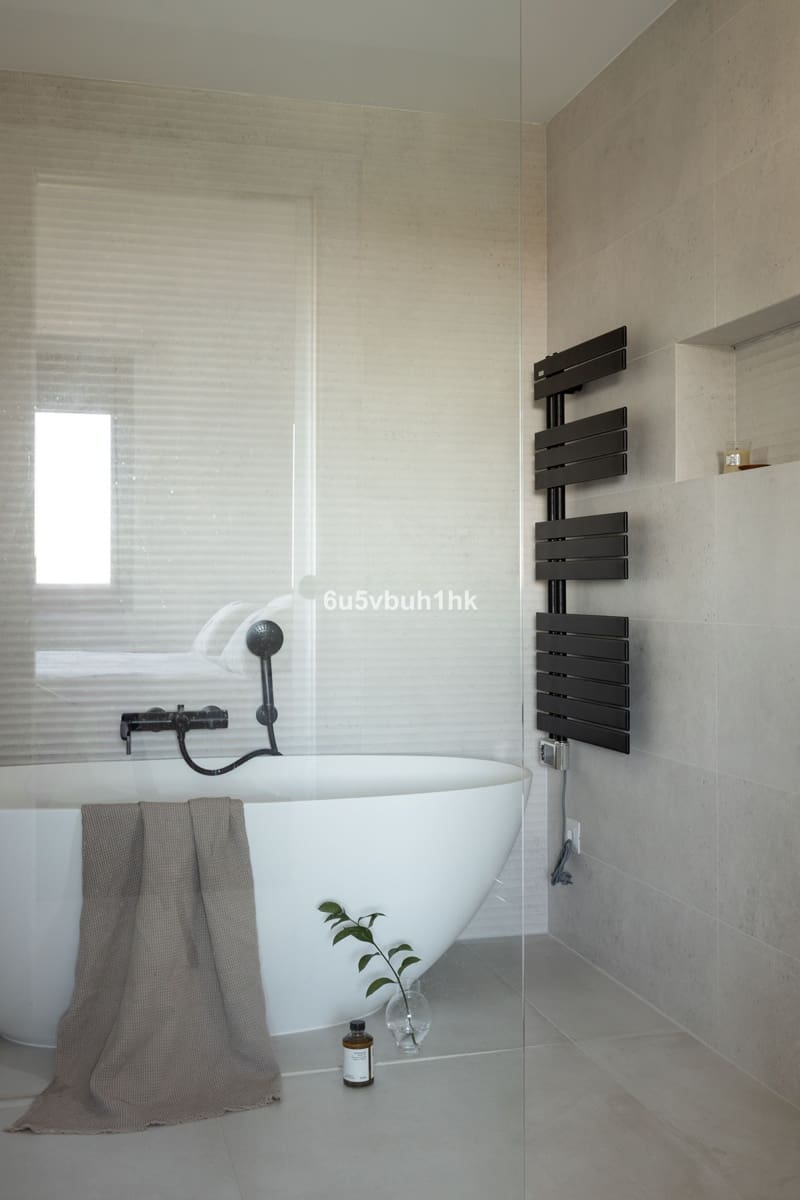 3 bedroom Villa for sale in La Quinta - € 1,750,000 (Ref: 8610160)