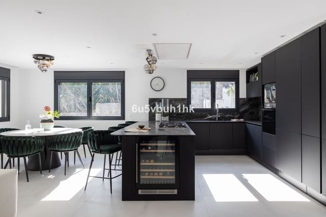 3 slaapkamer Villa te koop in La Quinta, Benahavís - € 1.750.000 (Ref: 8610160)