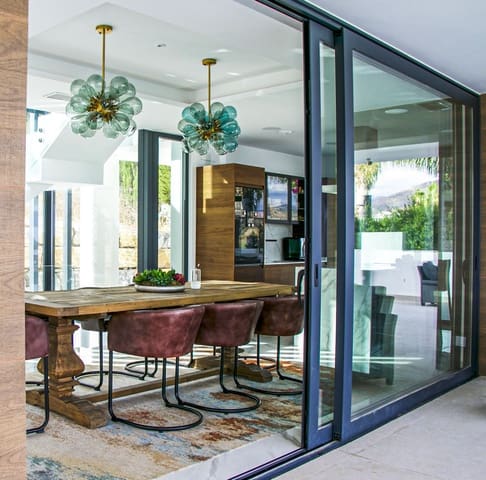 3 makuuhuone Huvila myytävänä paikassa Estepona - 1 494 000 € (Ref: 8610167)