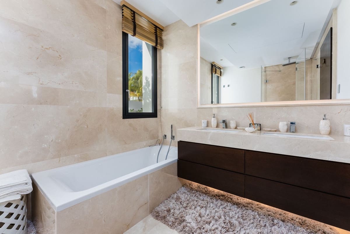 4 camera da letto Appartamento in vendita in Golden Mile - 3.899.000 € (Rif: 8610176)