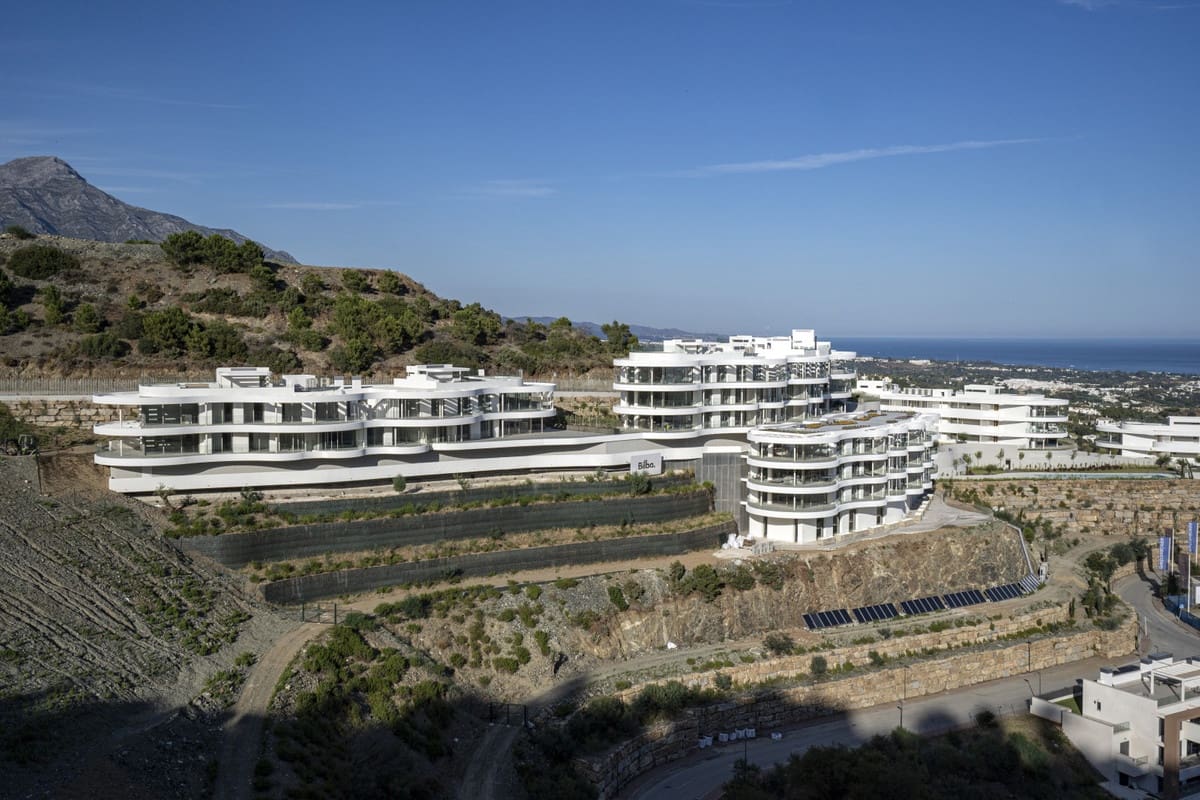 3 sypialnia Apartament na sprzedaż w Marbella z garażem - 1 199 000 € (Ref: 8635845)