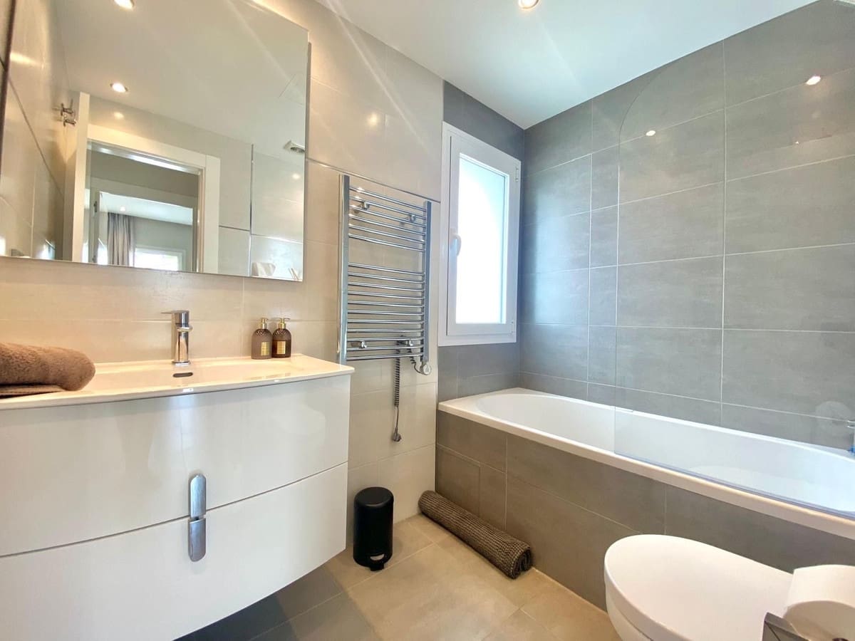 4 slaapkamer Villa te koop in Atalaya-Isdabe - € 1.080.000 (Ref: 8657716)