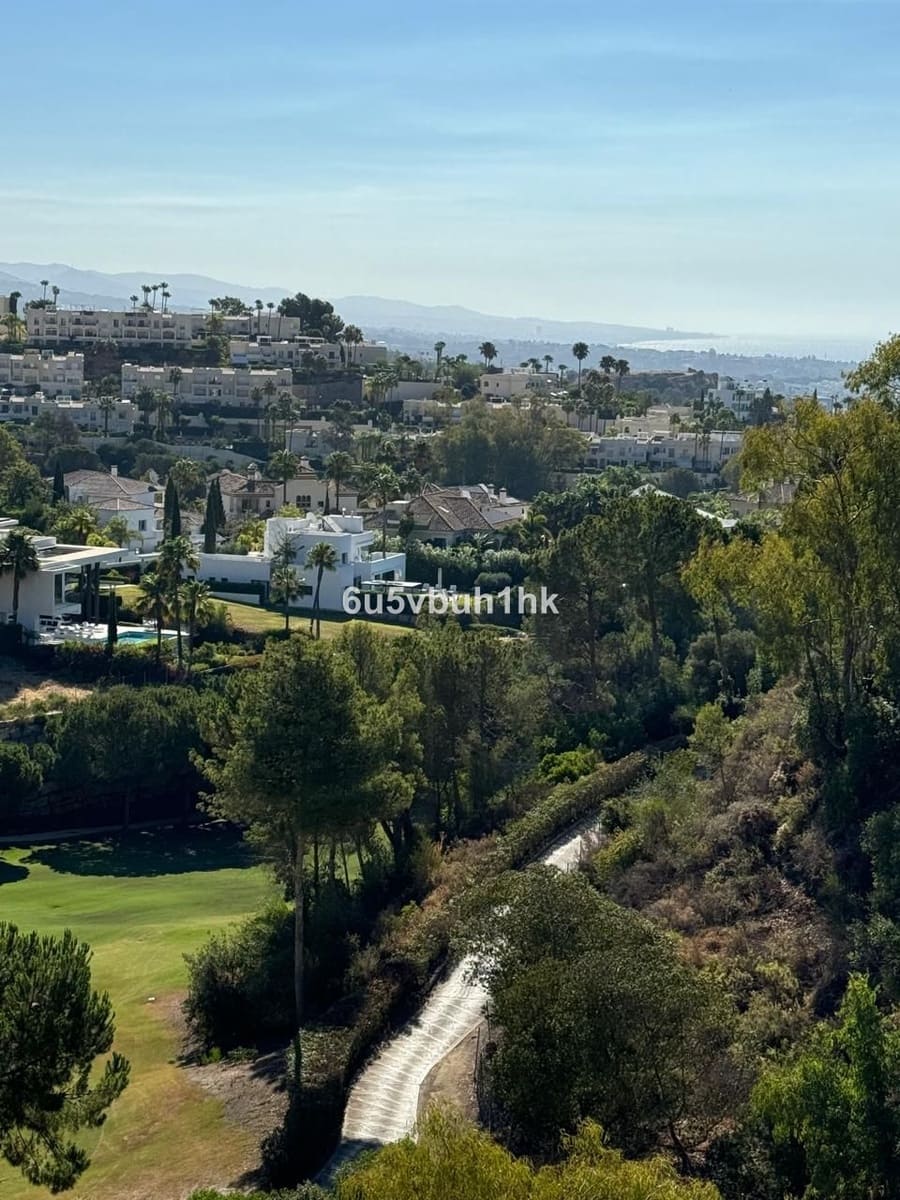 3 bedroom Apartment for sale in La Quinta - € 1,150,000 (Ref: 8697675)