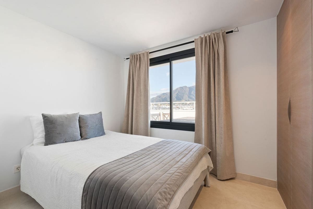 3 sypialnia Apartament na sprzedaż w Estepona - 1 175 000 € (Ref: 8697676)