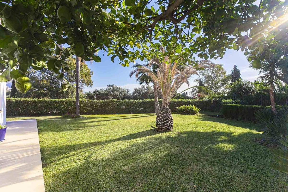 4 quarto Moradia para venda em San Pedro de Alcantara com garagem - 1 395 000 € (Ref: 8697680)