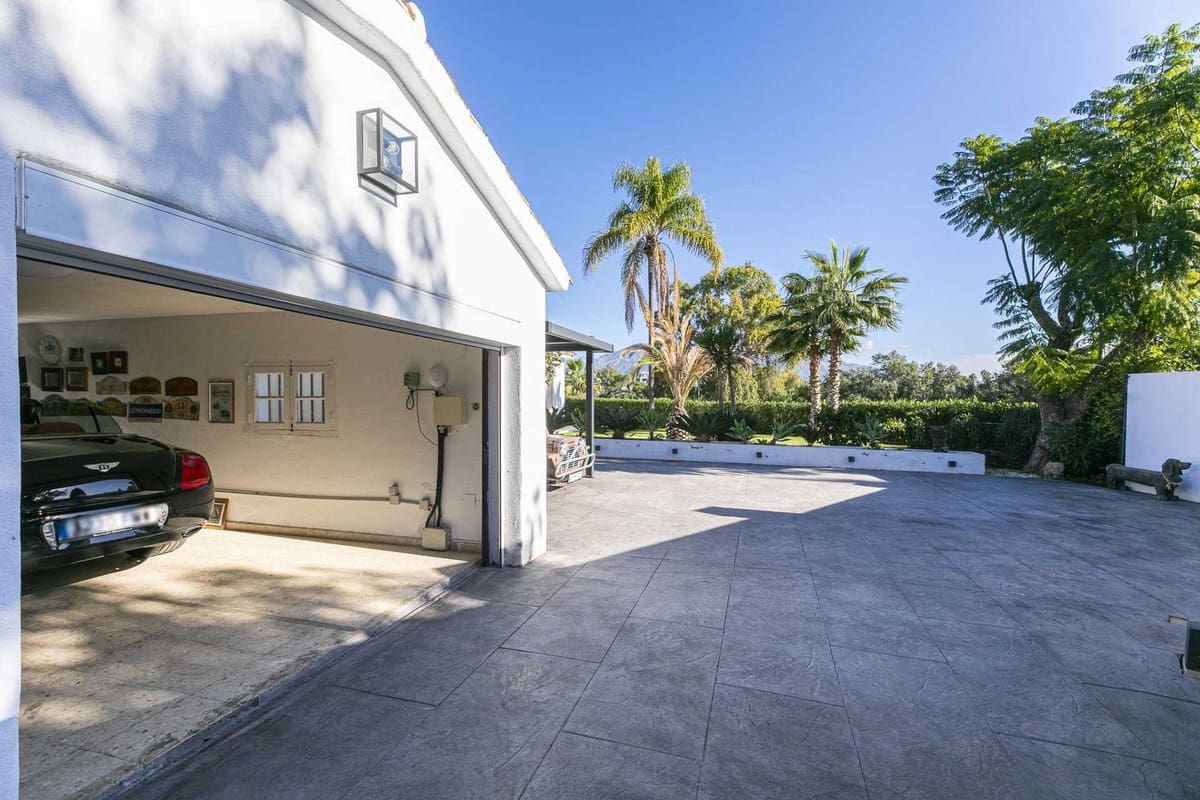 4 quarto Moradia para venda em San Pedro de Alcantara com garagem - 1 395 000 € (Ref: 8697680)