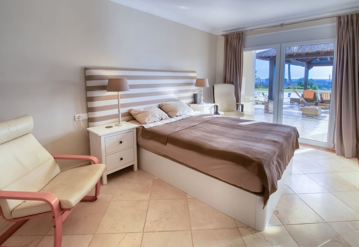 4 sovrum Villa till salu i Estepona - 2 450 000 € (Ref: 8710461)