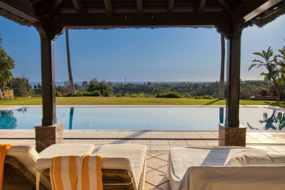 4 sovrum Villa till salu i Estepona - 2 450 000 € (Ref: 8710461)