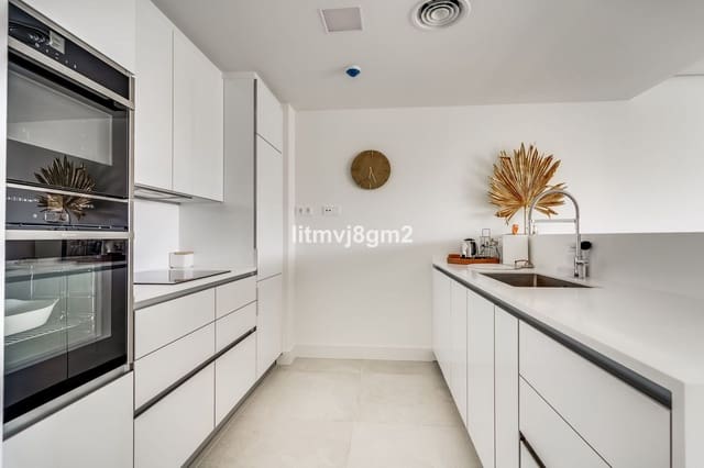 3 soverom Leilighet til salgs i Cabopino, Marbella - € 1 000 000 (Ref: 8716008)