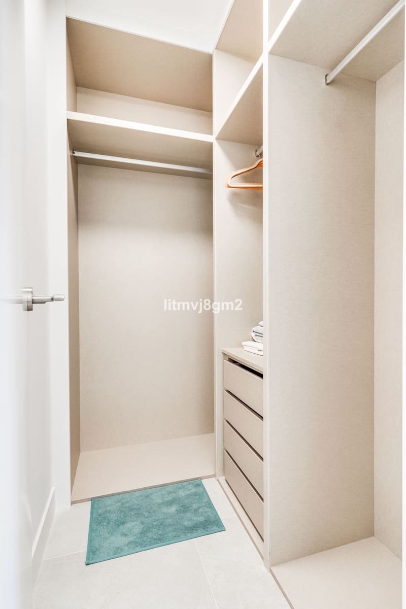 3 chambre Appartement à vendre à Cabopino - 1 000 000 € (Ref: 8716008)