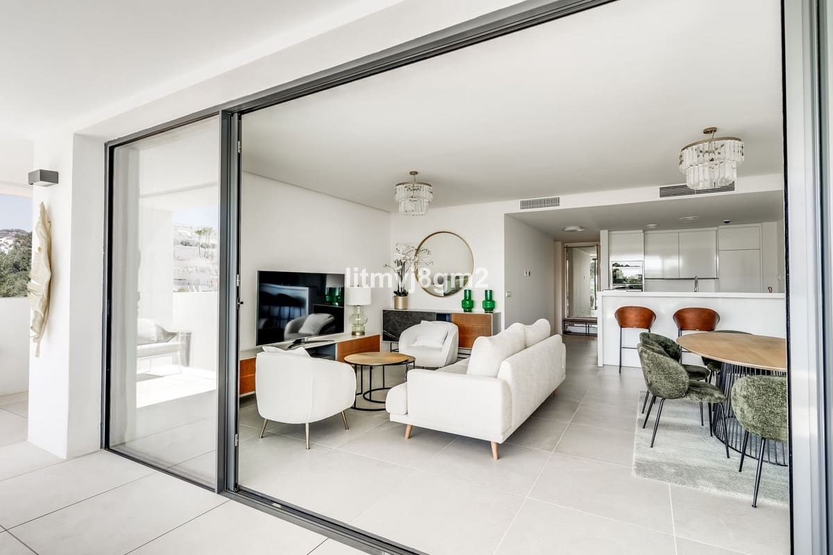 3 chambre Appartement à vendre à Cabopino - 1 000 000 € (Ref: 8716008)