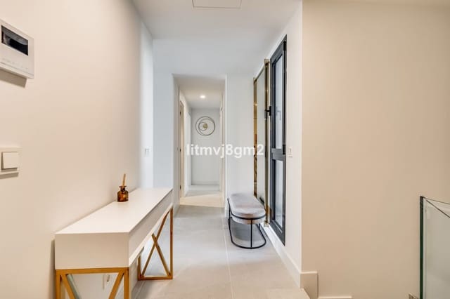 3 slaapkamer Appartement te koop in Cabopino, Marbella - € 1.000.000 (Ref: 8716008)