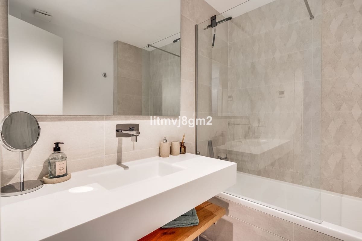 3 bedroom Apartment for sale in Cabopino - € 1,000,000 (Ref: 8716008)