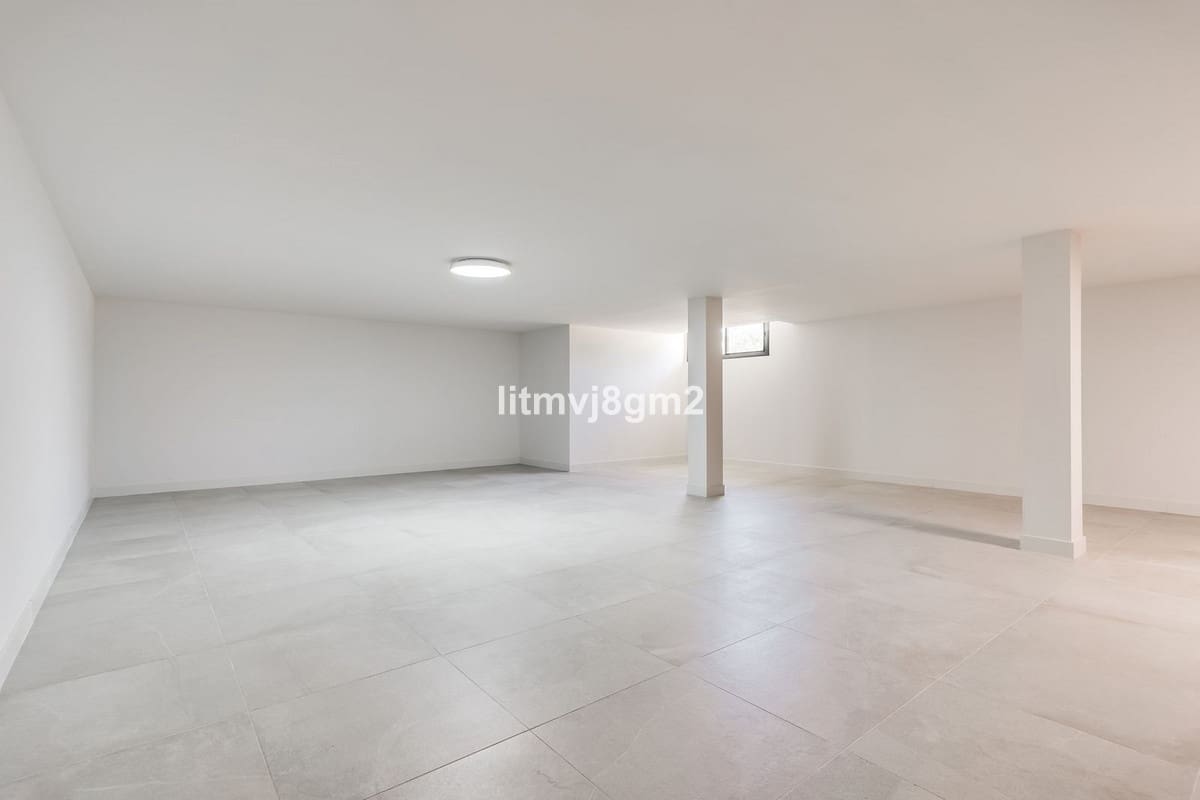 3 bedroom Apartment for sale in Cabopino - € 1,000,000 (Ref: 8716008)