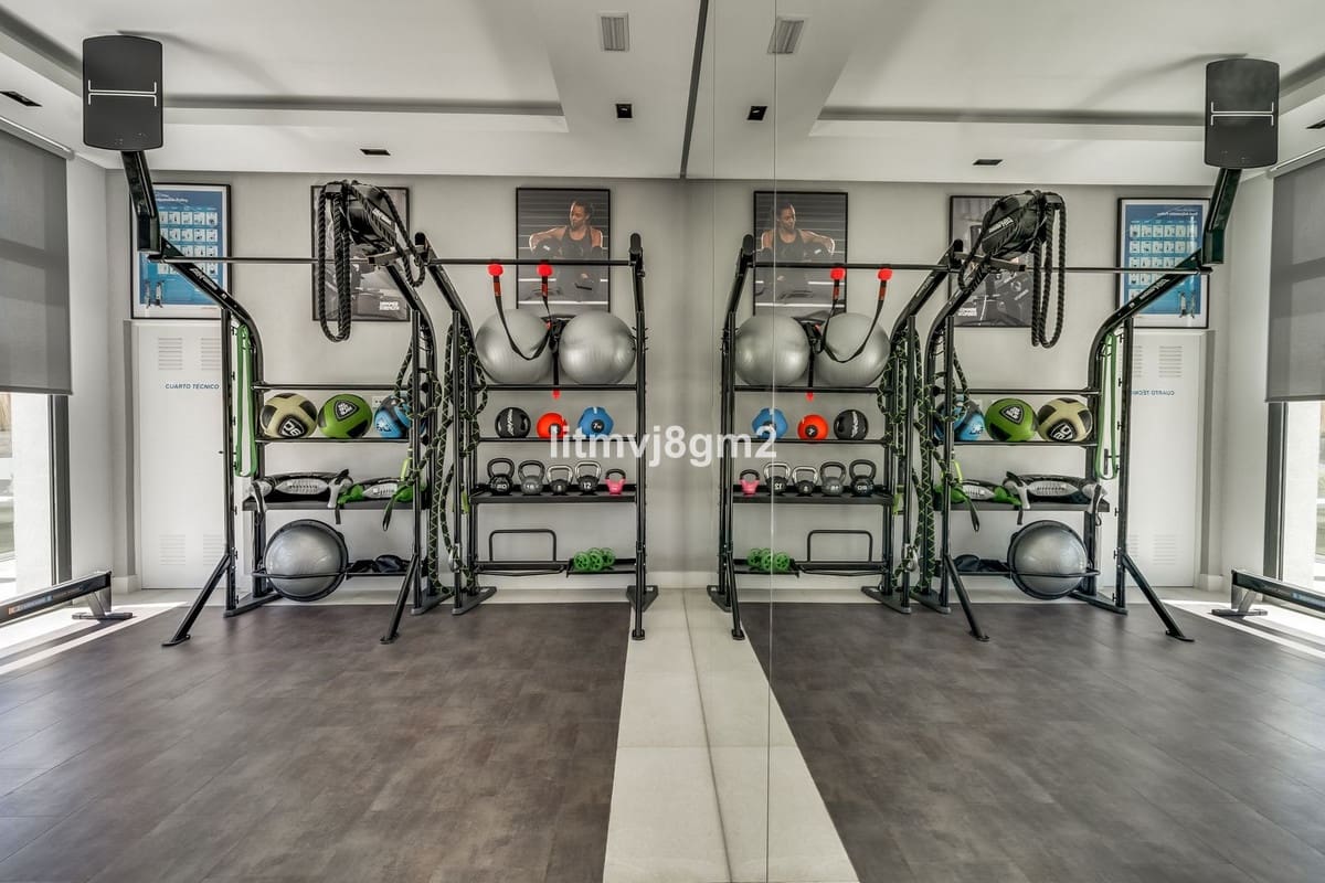 3 bedroom Apartment for sale in Cabopino - € 1,000,000 (Ref: 8716008)