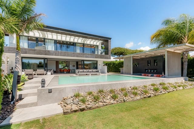 4 chambre Villa/Maison à vendre à Nueva Andalucia, Marbella avec garage - 3 900 000 € (Ref: 8723073)