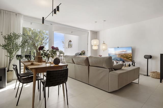 Casa de 4 habitaciones en Marbella en venta - 899.000 € (Ref: 8754904)