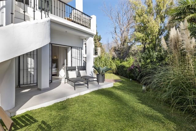 Casa de 4 habitaciones en Marbella en venta - 899.000 € (Ref: 8754904)