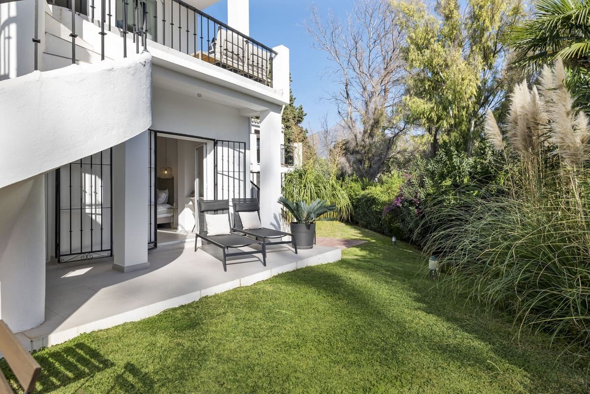 Casa de 4 habitaciones en Marbella en venta - 899.000 € (Ref: 8754904)