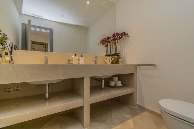 4 soverom Leilighet til salgs i Sierra Blanca, Marbella med garasje - € 3 750 000 (Ref: 8754919)