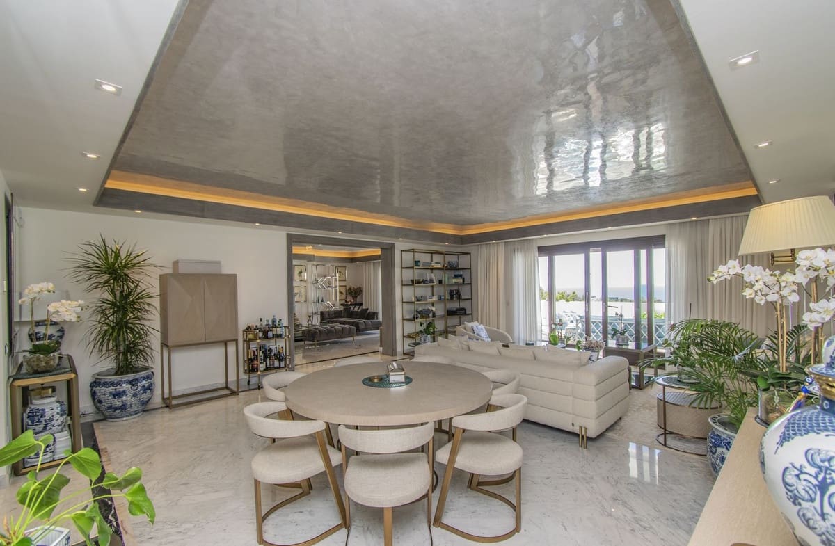 4 soverom Leilighet til salgs i Golden Mile med garasje - € 3 750 000 (Ref: 8754919)