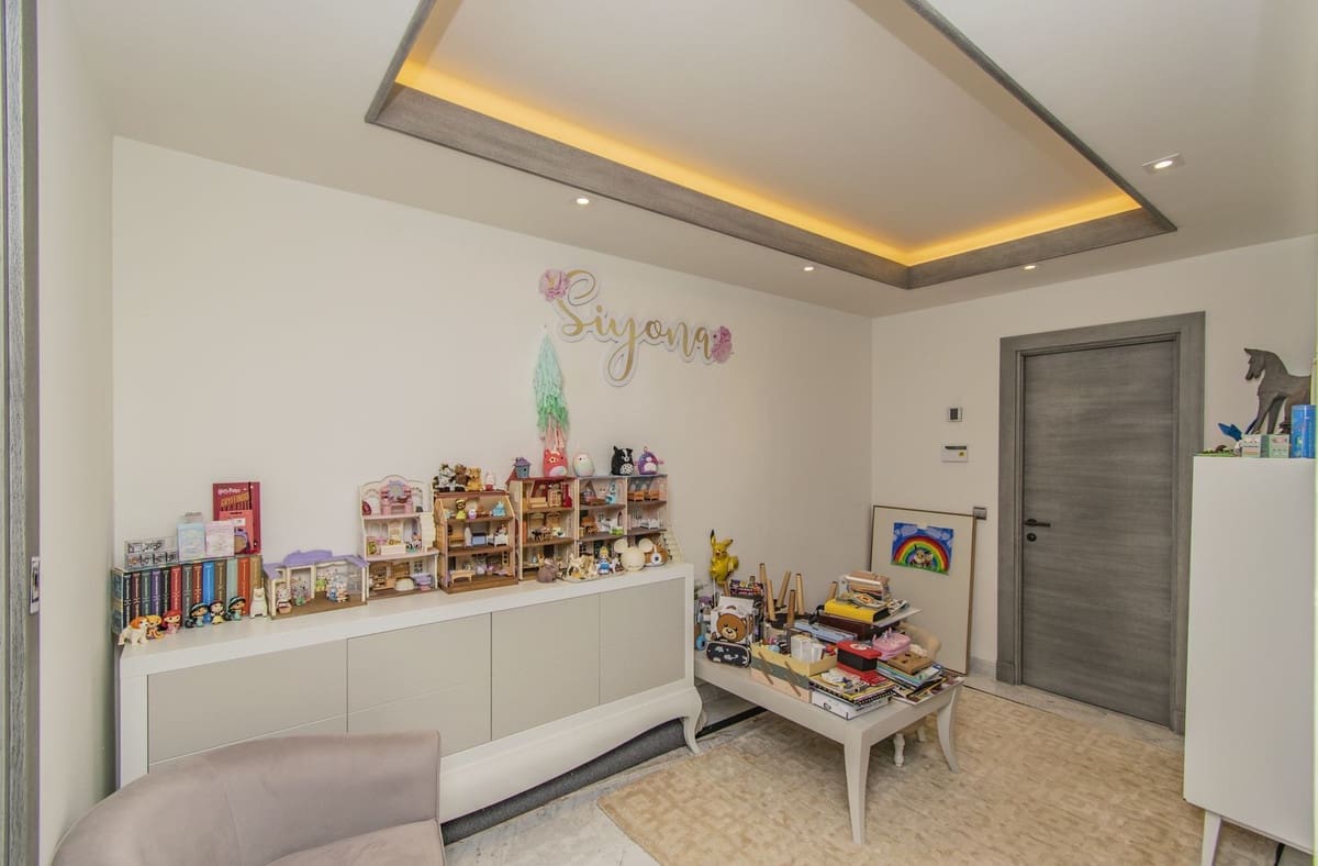 4 soverom Leilighet til salgs i Golden Mile med garasje - € 3 750 000 (Ref: 8754919)