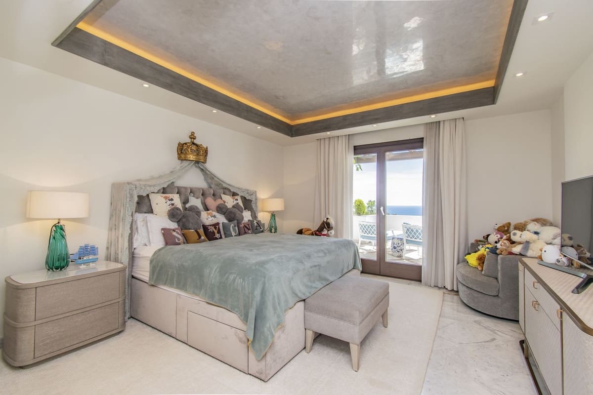 4 soverom Leilighet til salgs i Golden Mile med garasje - € 3 750 000 (Ref: 8754919)