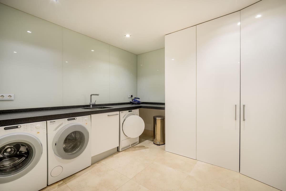 Chalet de 5 habitaciones en Los Flamingos en venta con garaje - 5.500.000 € (Ref: 8809201)