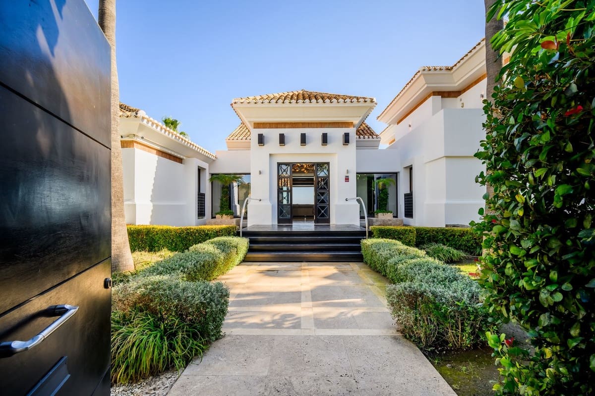 Chalet de 5 habitaciones en Los Flamingos en venta con garaje - 5.500.000 € (Ref: 8809201)