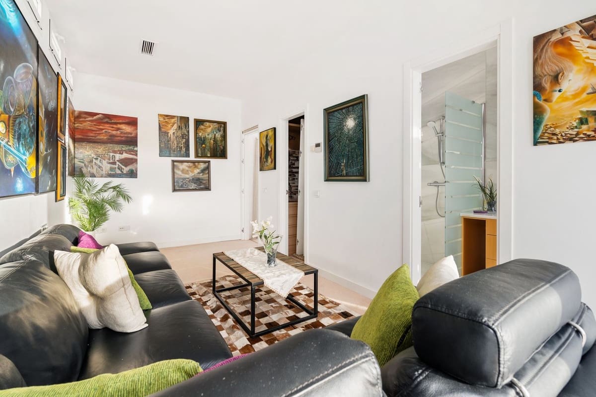 Chalet de 7 habitaciones en Estepona en venta - 3.990.000 € (Ref: 8826901)