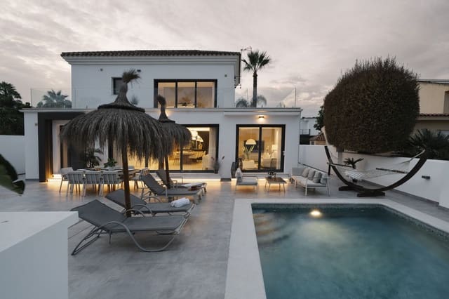4 camera da letto Villa in vendita in Nueva Andalucia, Marbella - 2.395.000 € (Rif: 8836192)