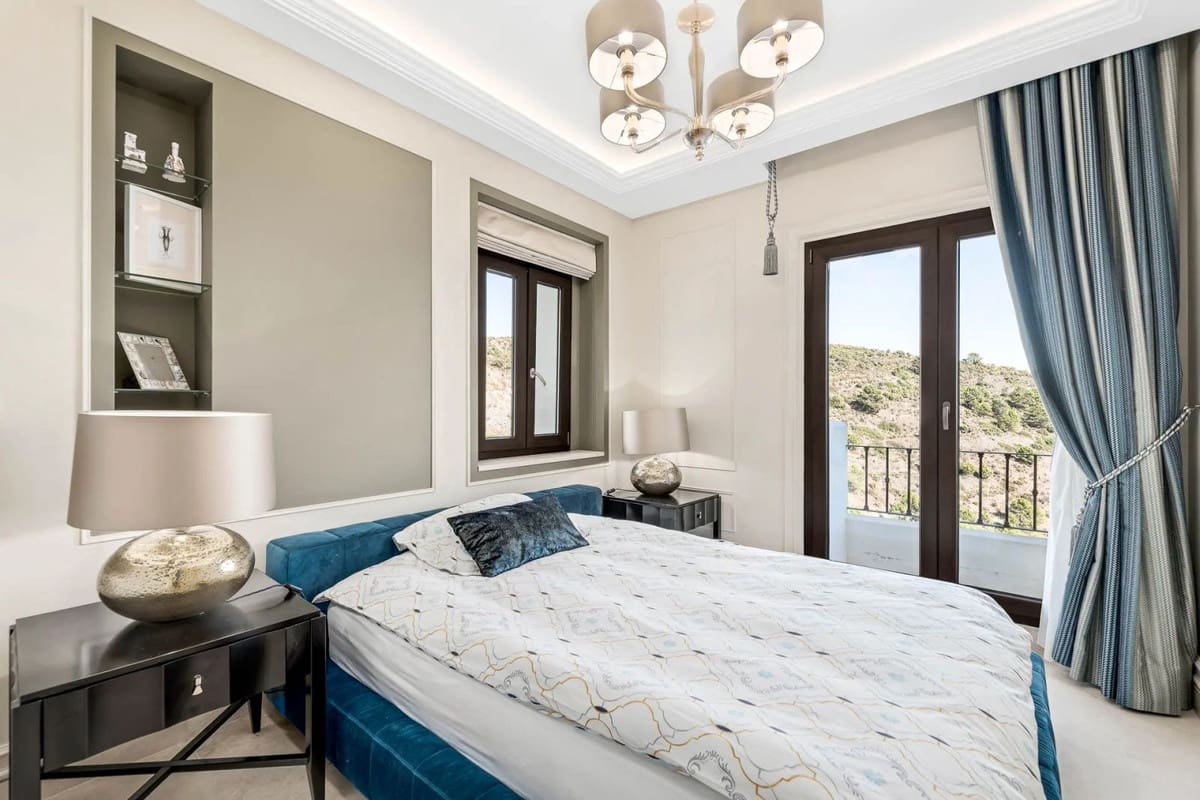 5 soveværelse Villa til salg i Benahavis med garage - € 1.595.000 (Ref: 8847946)