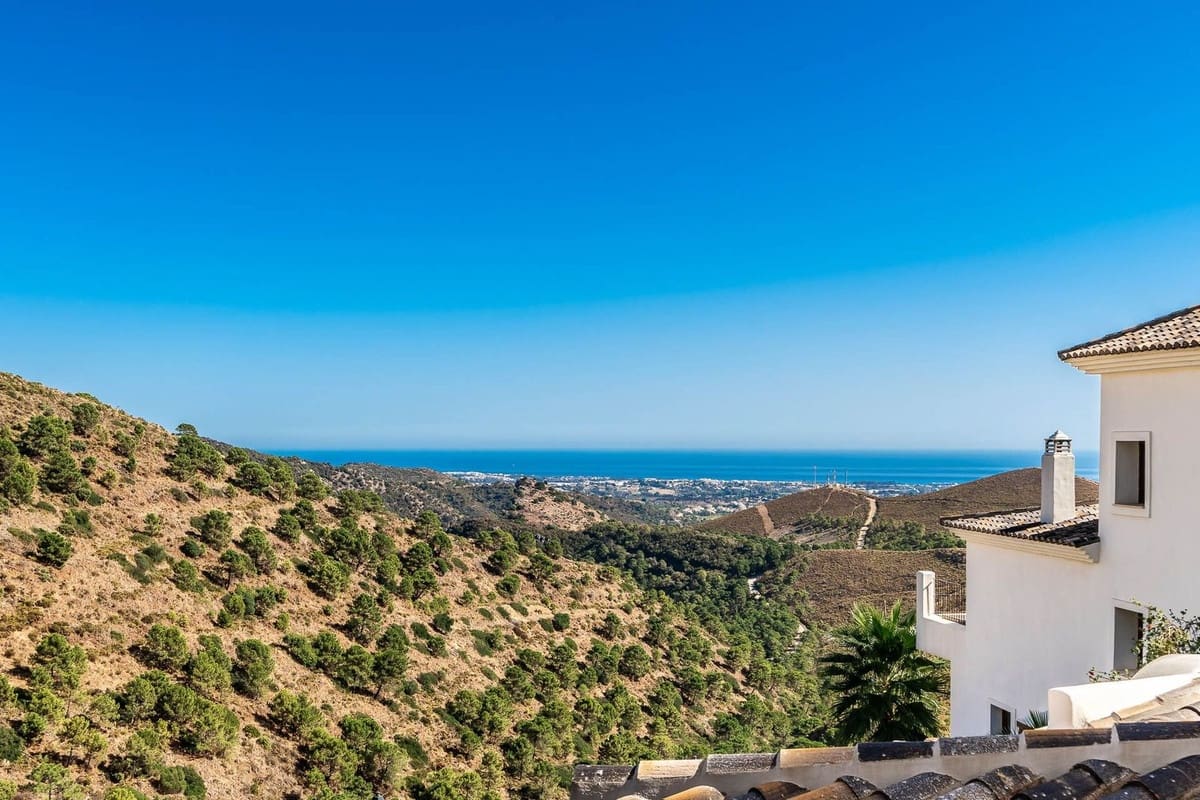 5 sypialnia Willa na sprzedaż w Benahavis z garażem - 1 595 000 € (Ref: 8847946)