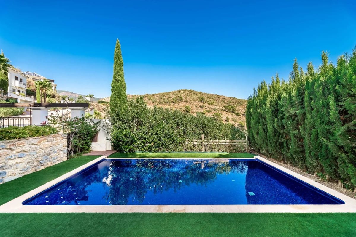 5 sypialnia Willa na sprzedaż w Benahavis z garażem - 1 595 000 € (Ref: 8847946)