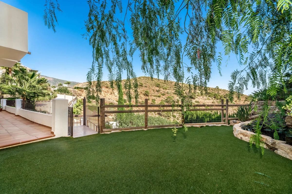 5 sypialnia Willa na sprzedaż w Benahavis z garażem - 1 595 000 € (Ref: 8847946)