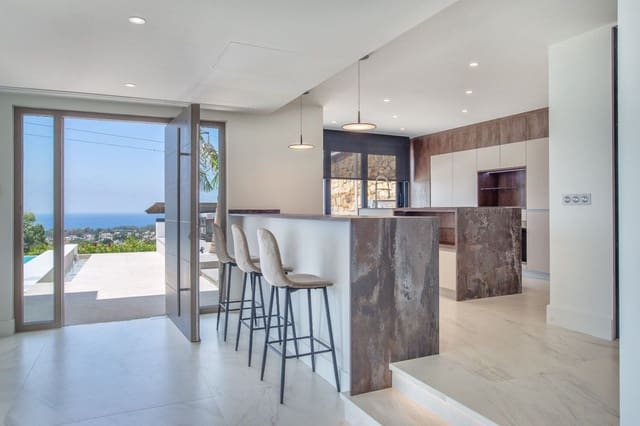 7 makuuhuone Huvila myytävänä paikassa Elviria, Marbella mukana 
autotalli - 3 500 000 € (Ref: 8852172)