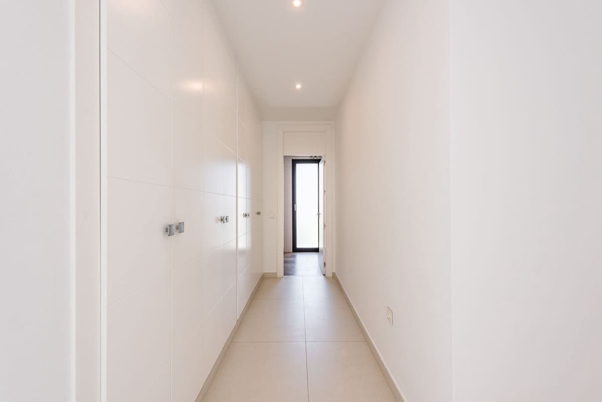 6 makuuhuone Huvila myytävänä paikassa Estepona - 2 195 000 € (Ref: 8866153)