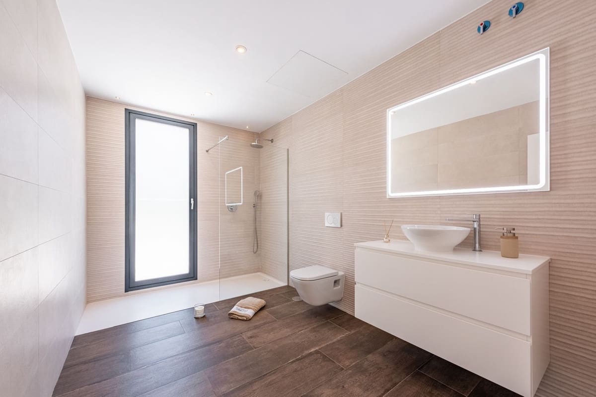 6 makuuhuone Huvila myytävänä paikassa Estepona - 2 195 000 € (Ref: 8866153)
