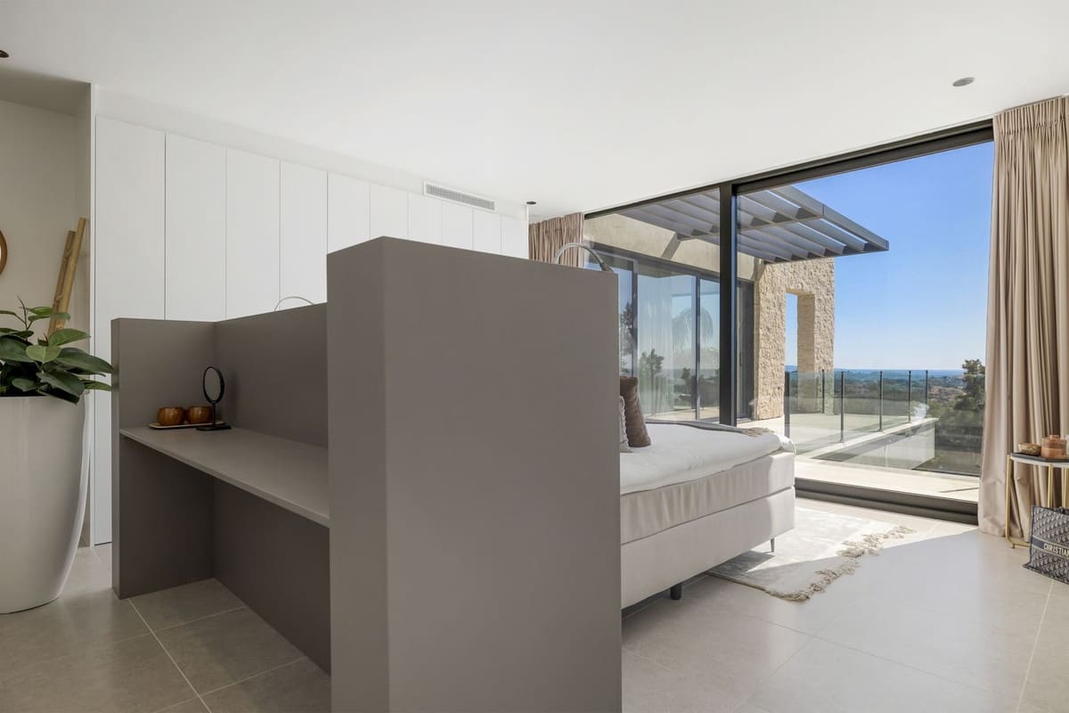 5 Zimmer Villa zu verkaufen in Benahavis mit Garage - 4.250.000 € (Ref: 8924789)