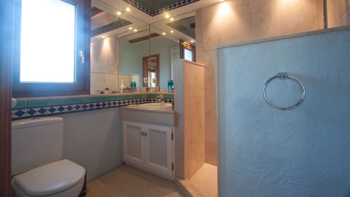 5 soveværelse Villa til salg i Casares - € 1.400.000 (Ref: 8941862)